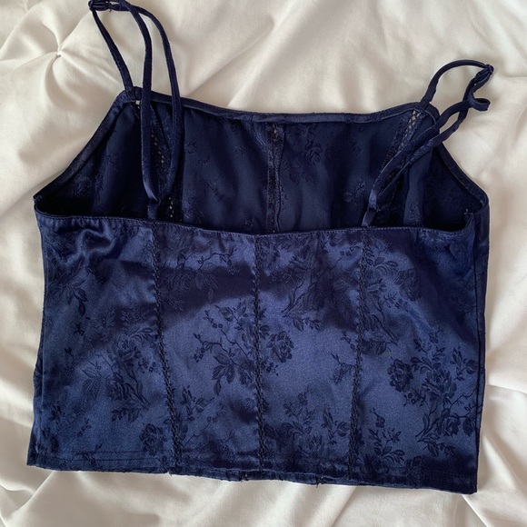 Victoria Secret Top - Picture 3 of 4